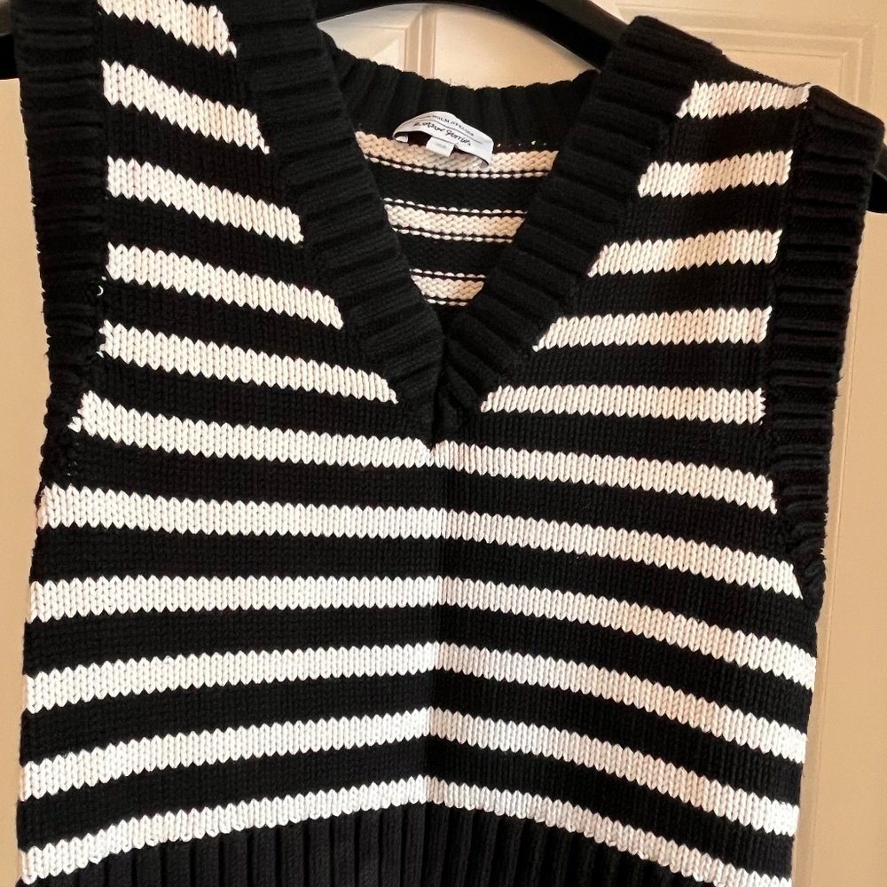 Knitted Vest